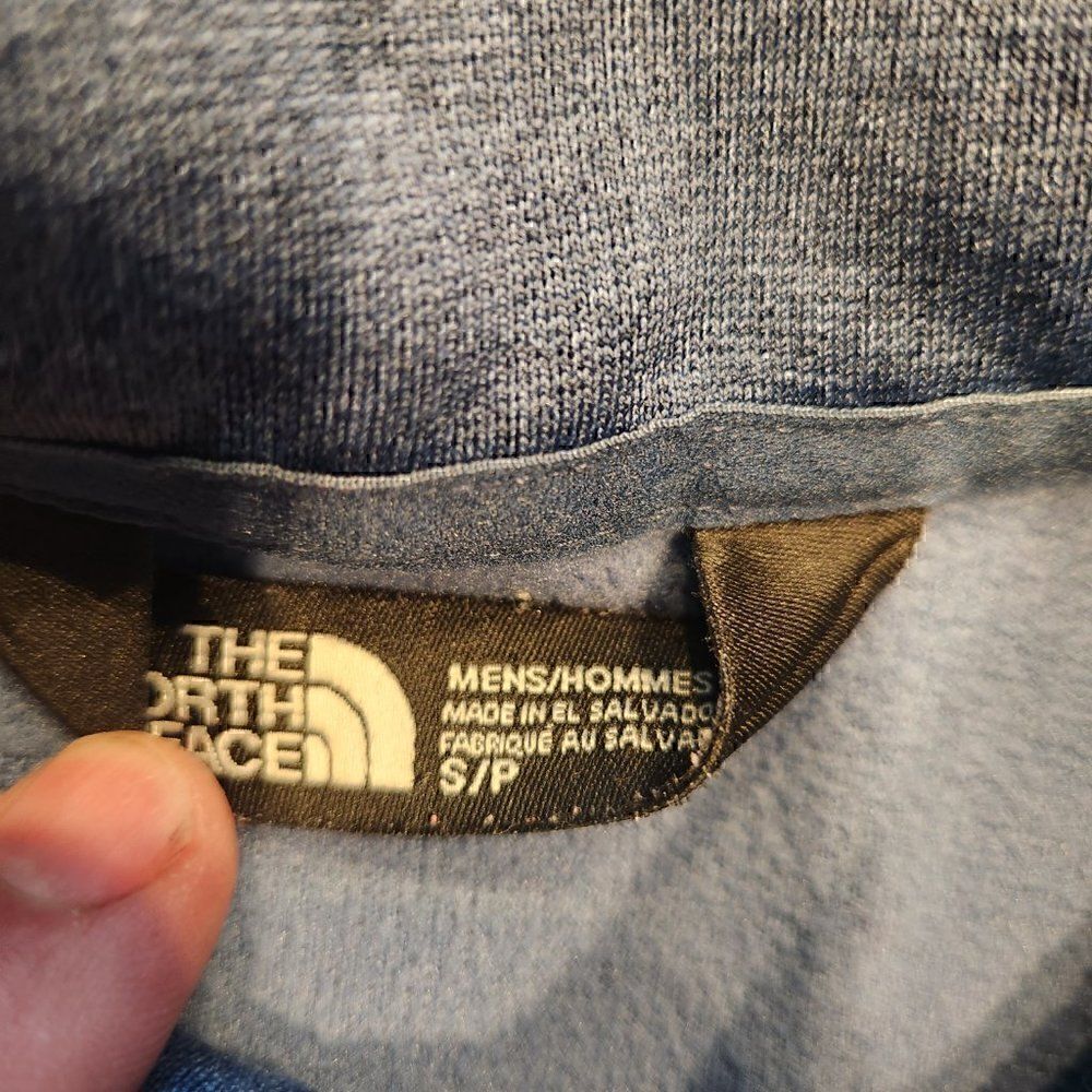 The North Face 1/4 zip pullover. Size S - Picture 4 of 4